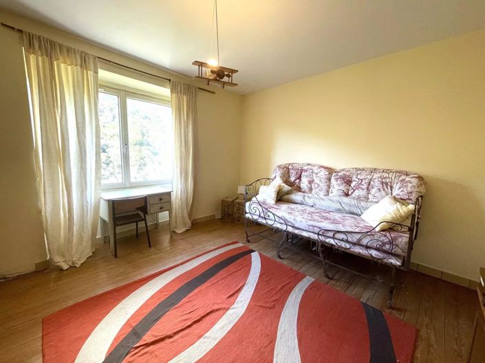 Image No.19-House for sale