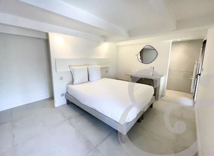 Image No.14-5 Bed House for sale