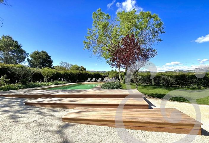 Image No.2-5 Bed House for sale