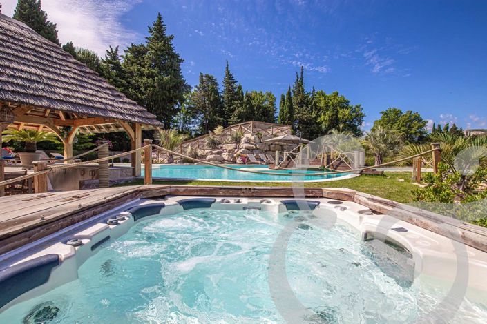 Image No.7-5 Bed House for sale