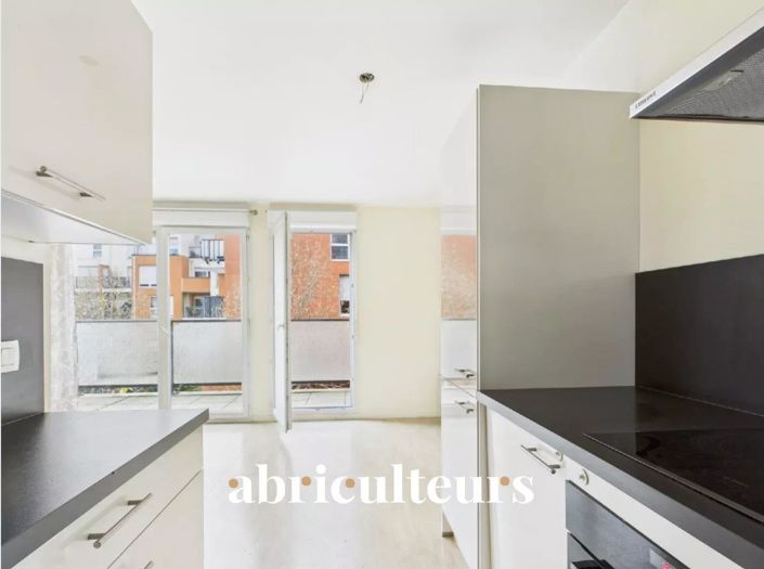 Image No.8-3 Bed Apartment for sale