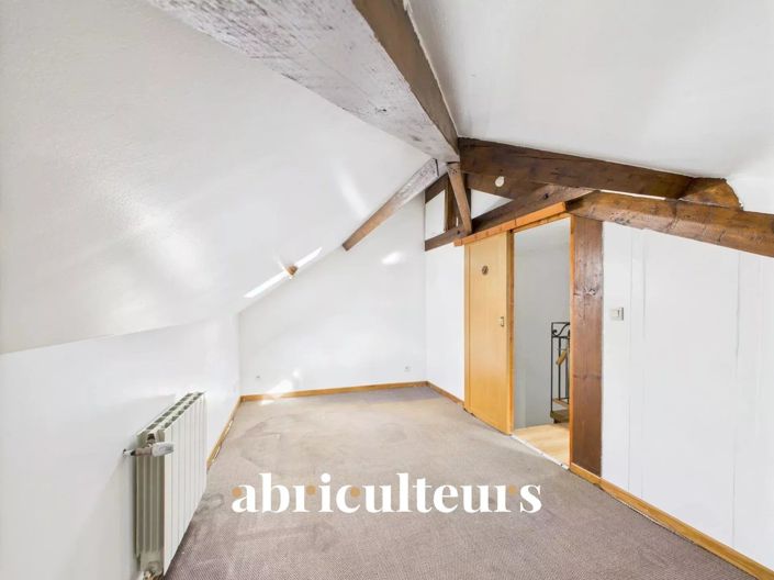 Image No.16-4 Bed House for sale