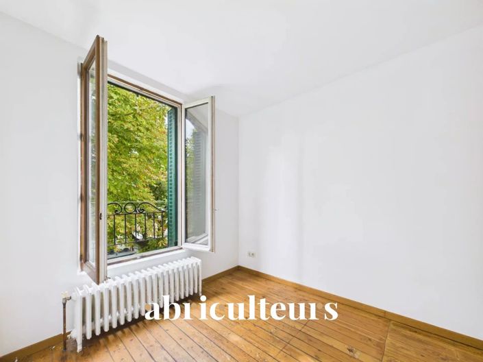 Image No.9-4 Bed House for sale