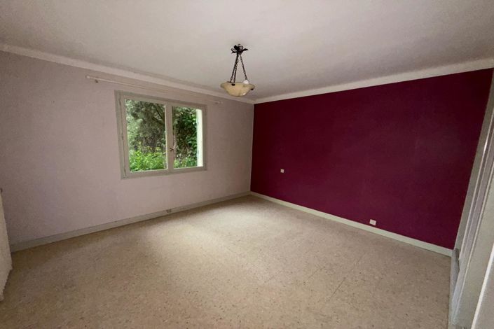 Image No.11-4 Bed House for sale