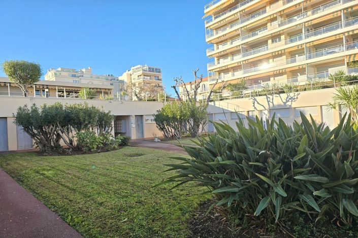 Image No.12-Apartment for sale