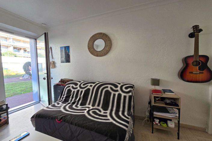 Image No.7-Apartment for sale