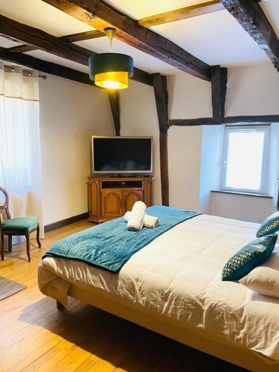 Image No.15-8 Bed House for sale