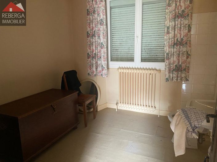 Image No.12-5 Bed House for sale