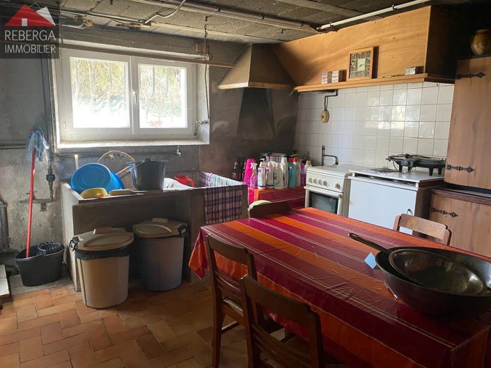 Image No.25-5 Bed House for sale