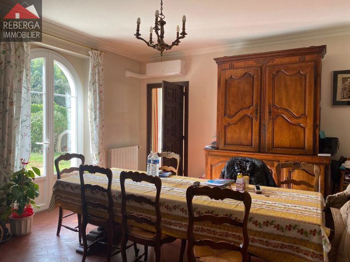 Image No.3-5 Bed House for sale