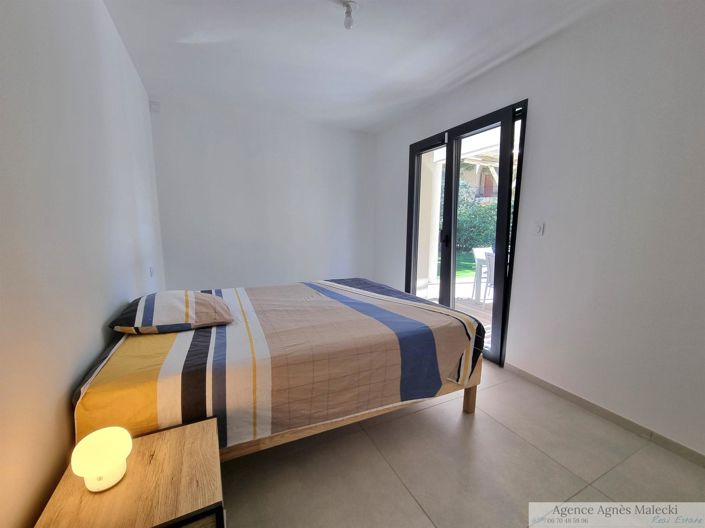 Image No.20-5 Bed House for sale