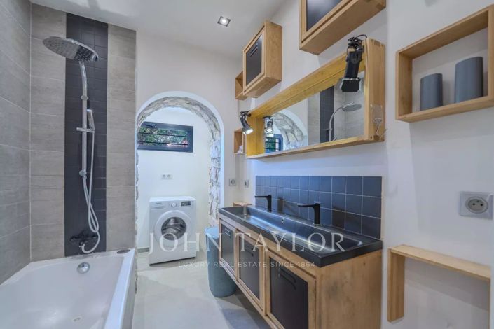 Image No.15-4 Bed House for sale