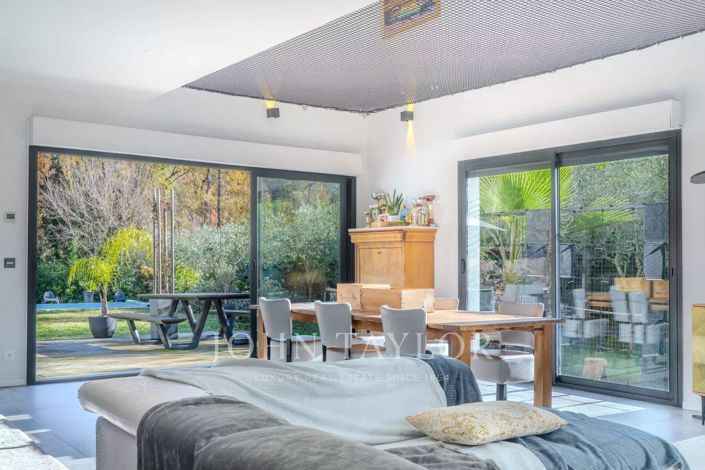 Image No.5-4 Bed House for sale