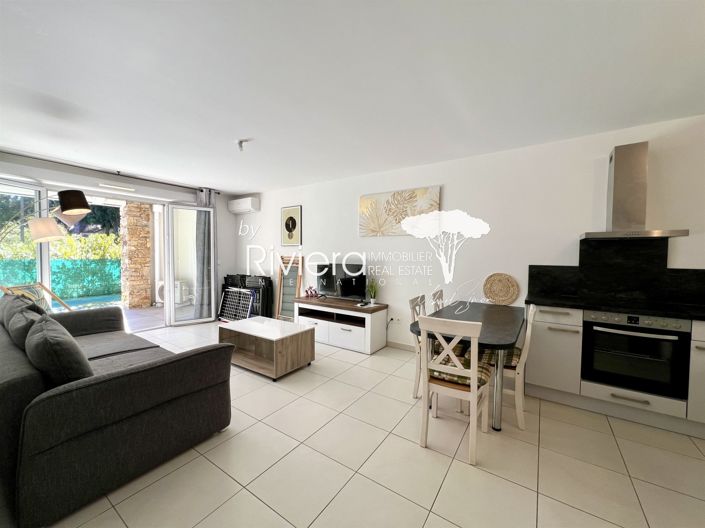 Image No.3-Appartement de 1 chambre à vendre à Cavalaire-sur-Mer