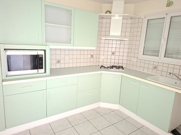 Image No.5-Maison de 2 chambres à vendre à Volx