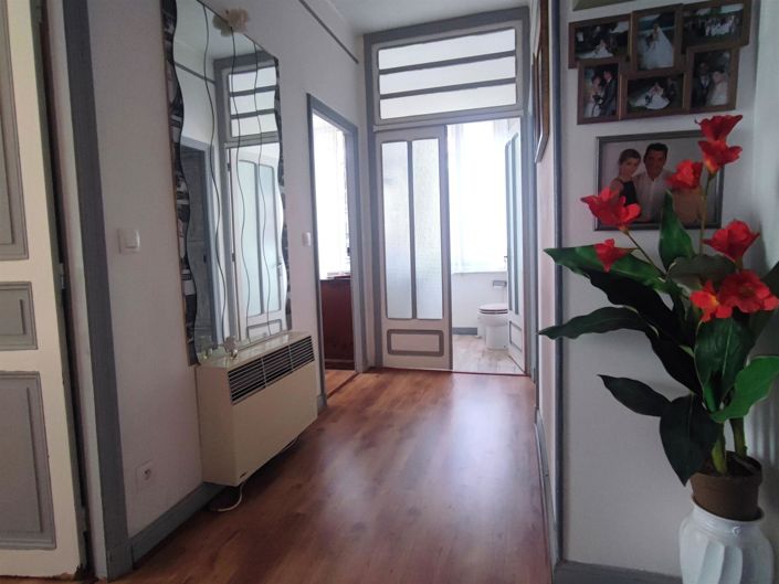 Image No.17-4 Bed House for sale