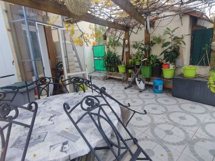 Image No.40-4 Bed House for sale