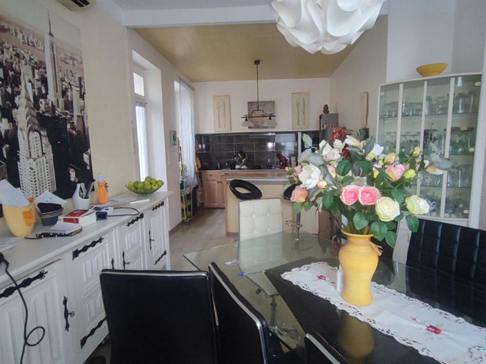 Image No.42-4 Bed House for sale