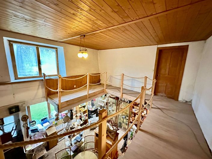 Image No.8-2 Bed House for sale