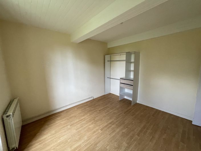 Image No.12-4 Bed House for sale