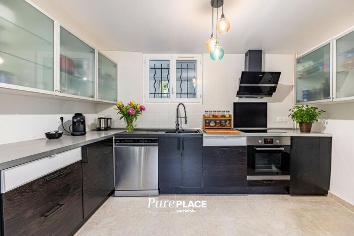 Image No.3-4 Bed House for sale