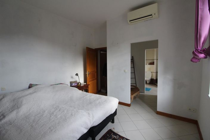 Image No.9-7 Bed House for sale