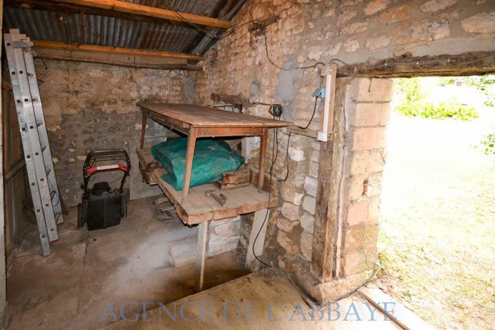 Image No.7-2 Bed House for sale