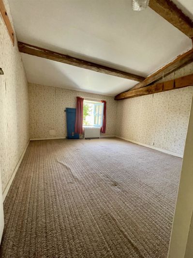 Image No.17-4 Bed House for sale