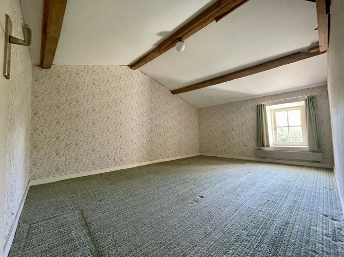 Image No.19-4 Bed House for sale