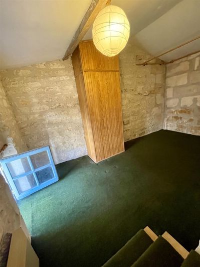 Image No.20-4 Bed House for sale