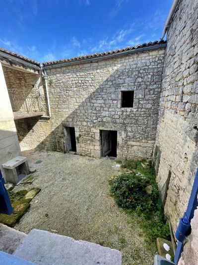 Image No.5-4 Bed House for sale