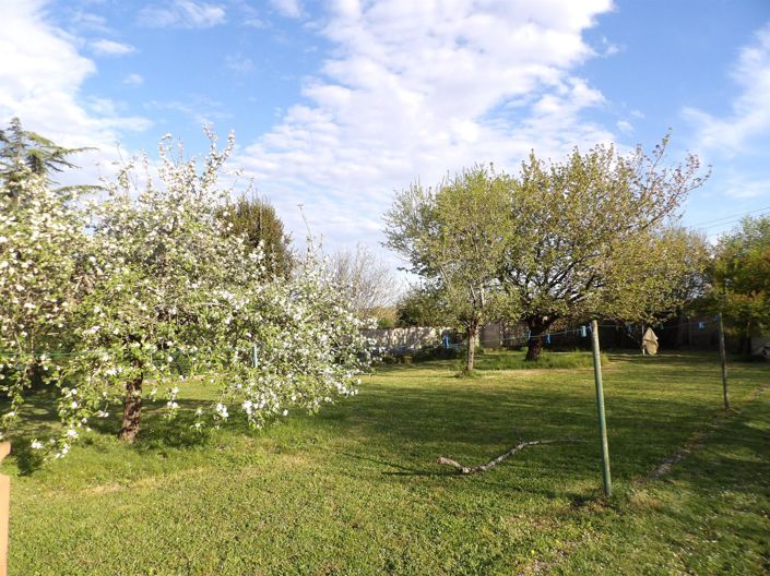 Image No.10-7 Bed House for sale