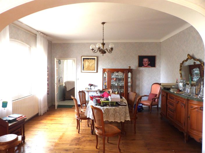 Image No.12-7 Bed House for sale