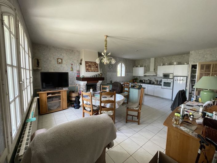 Image No.13-7 Bed House for sale