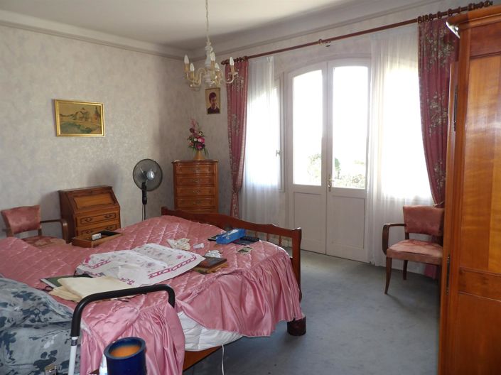 Image No.14-7 Bed House for sale