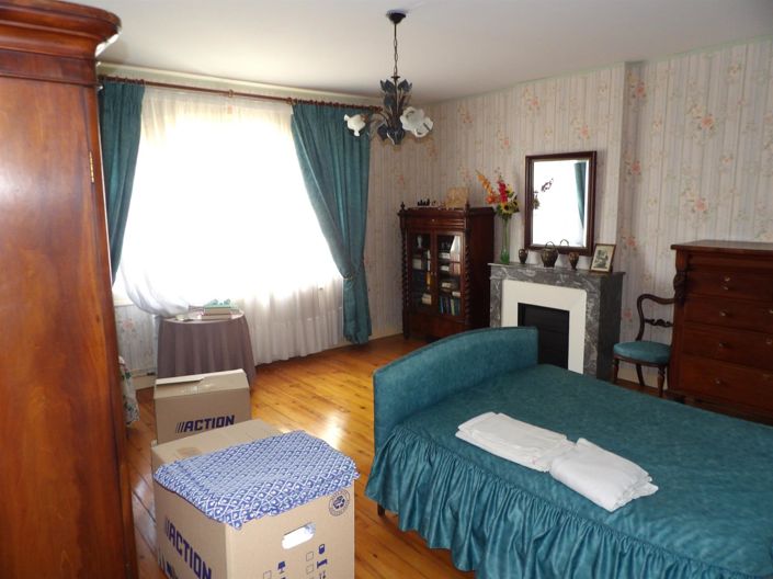 Image No.15-7 Bed House for sale