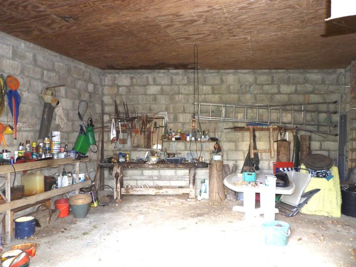 Image No.20-7 Bed House for sale