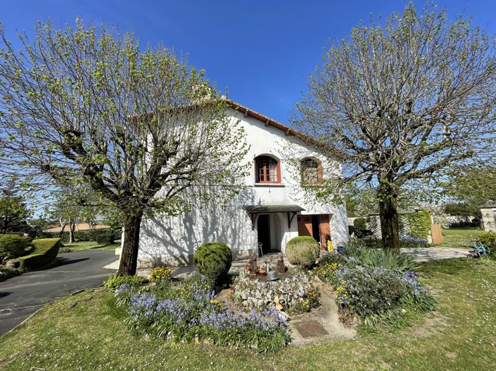 Image No.4-7 Bed House for sale