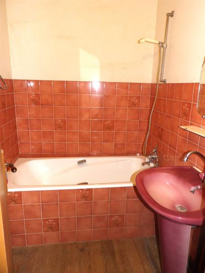 Image No.15-5 Bed House for sale