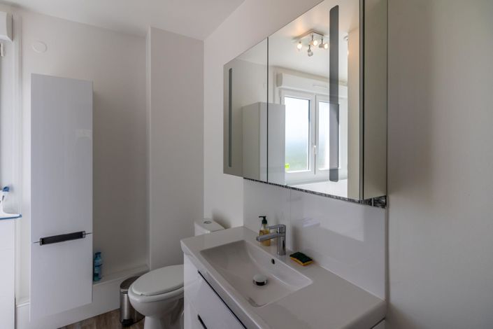 Image No.9-4 Bed House for sale