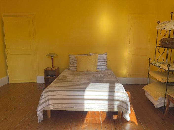 Image No.20-6 Bed House for sale