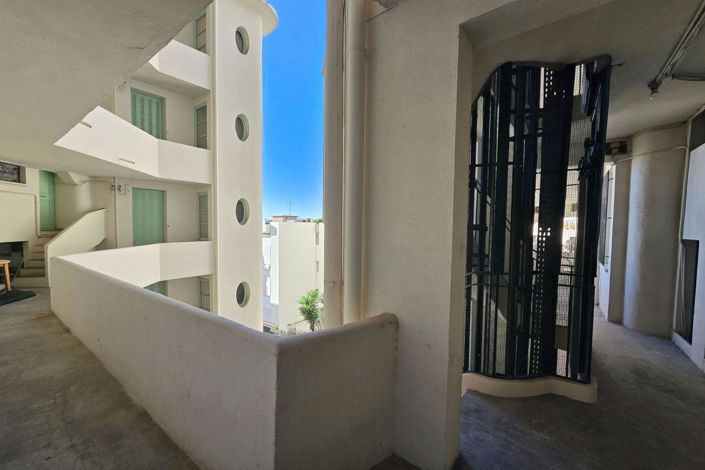 Image No.9-3 Bed Apartment for sale