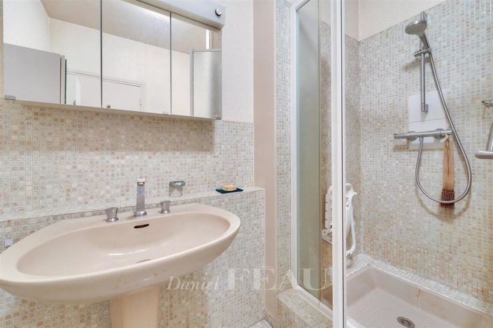 Image No.13-3 Bed Apartment for sale