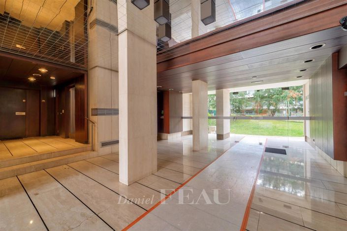 Image No.17-3 Bed Apartment for sale