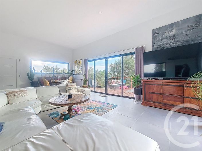 Image No.3-3 Bed House for sale