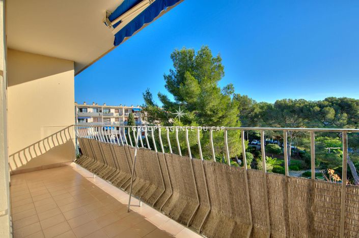 Image No.4-Appartement de 2 chambres à vendre à Saint-Raphael