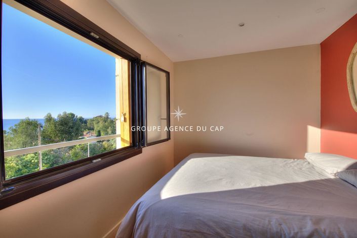 Image No.5-Appartement de 2 chambres à vendre à Saint-Raphael