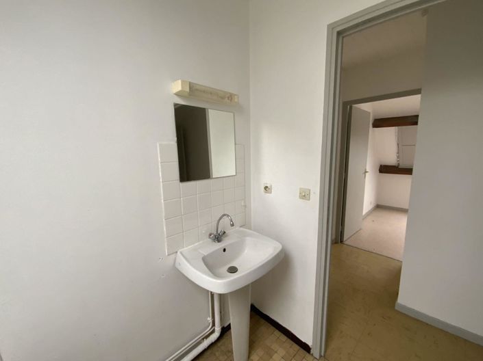 Image No.8-3 Bed House for sale