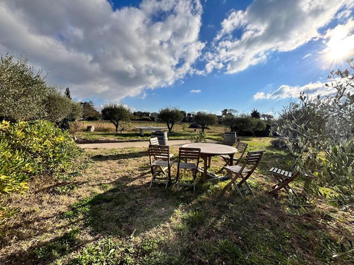 Image No.16-13 Bed House for sale