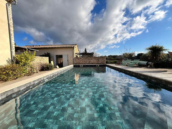 Image No.17-13 Bed House for sale